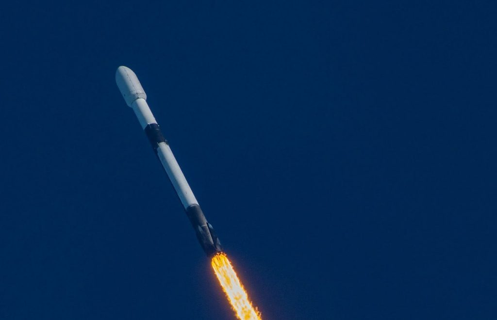 FAA wants to fine SpaceX $175,000 for failing to submit data before a launch