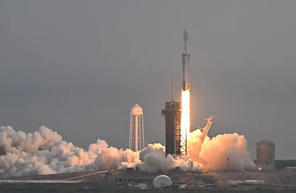 SpaceX’s Falcon Heavy launches $1 billion asteroid mission for NASA