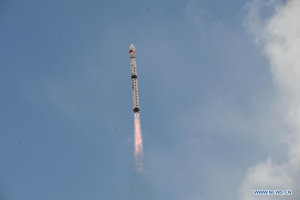 Chinese Long March rocket launches oceanography satellite