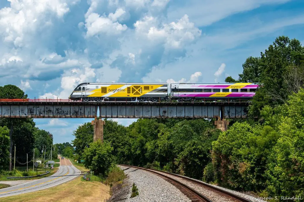 Brightline First To Equip Trains With Starlink