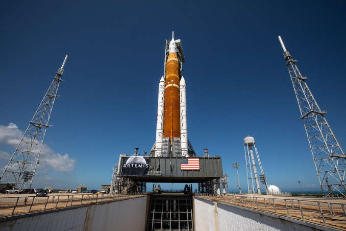 Hydrazine loading operations conclude at the SLS launch pad