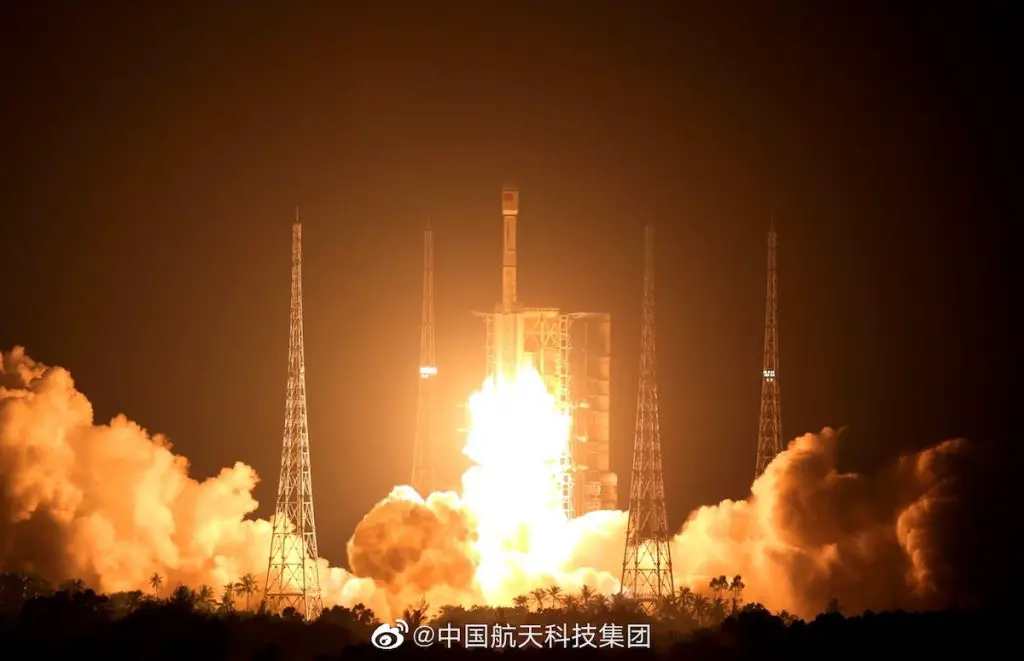 Chinese Long March 7 rocket launches military communications satellite