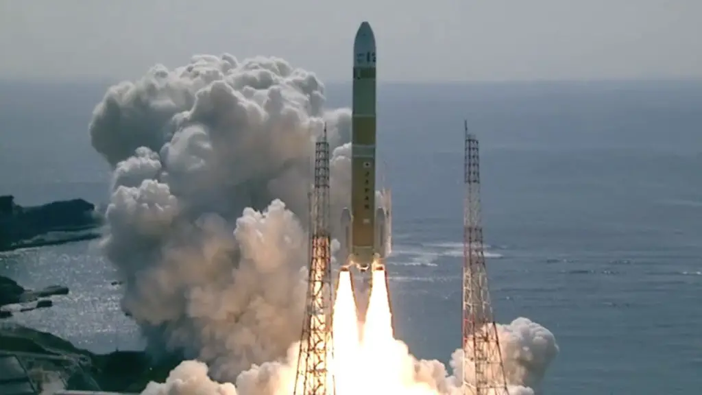 Japan’s flagship H3 rocket fails on first test flight