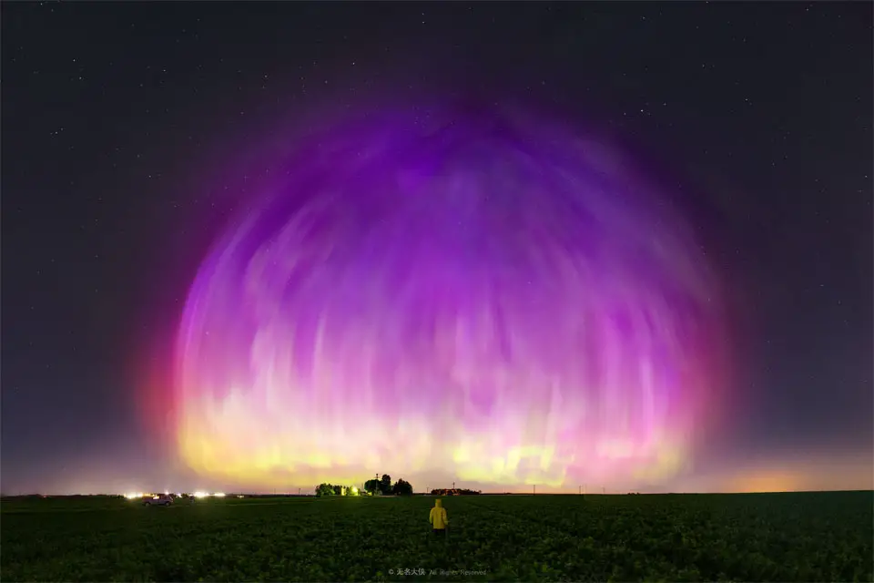 Aurora Dome Sky