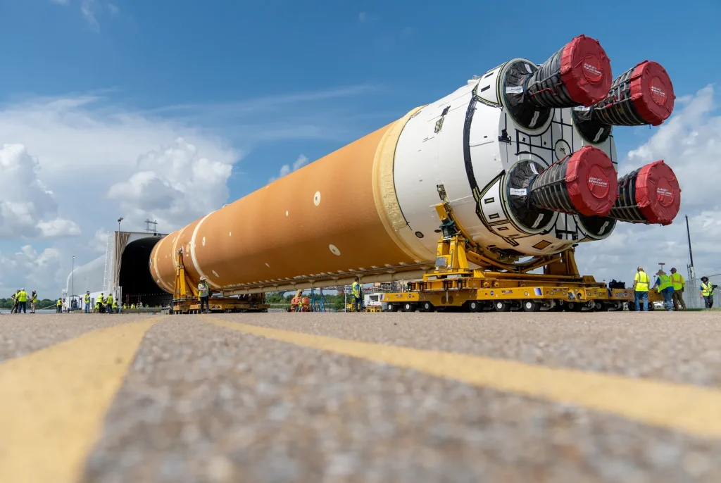 NASA Rolls Out Second Core Stage for Artemis 2 Mission