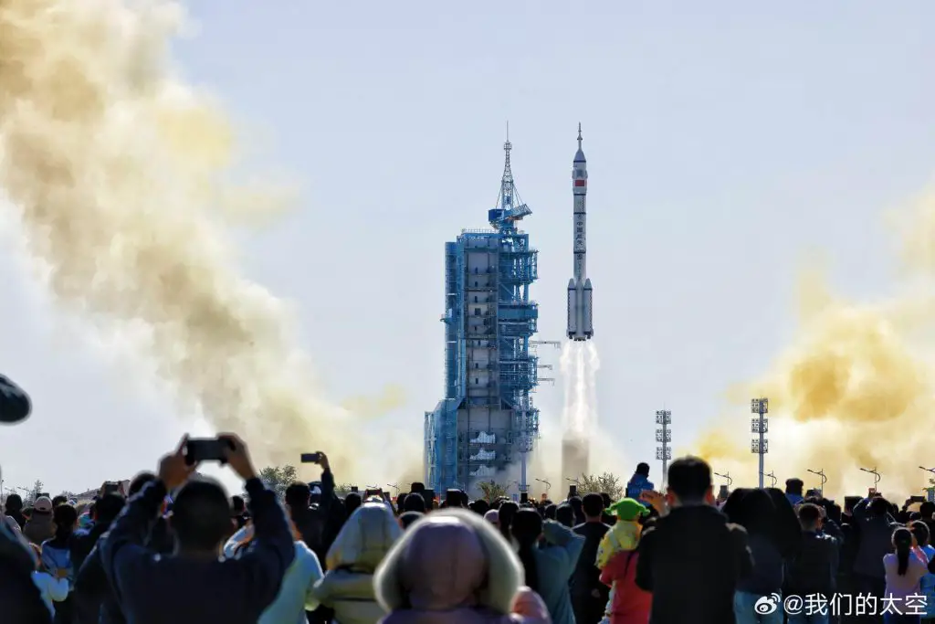 Long March 2F/G | Shenzhou 17