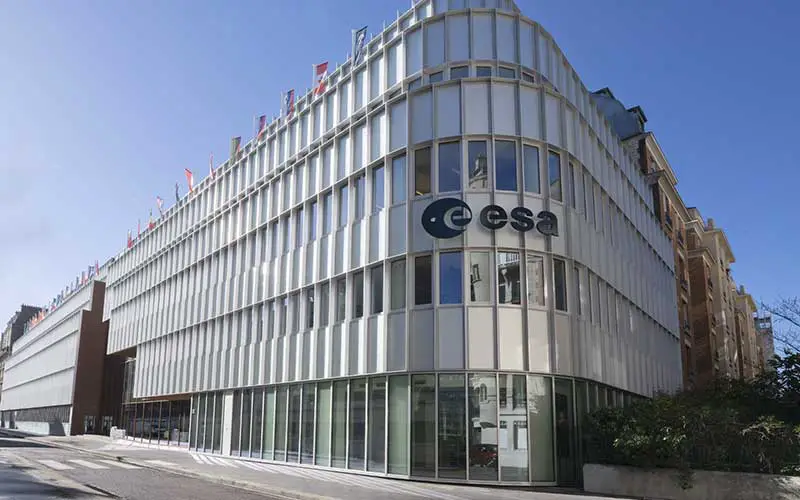 Germany, Italy, and the UK Slash ESA Contributions by €430M