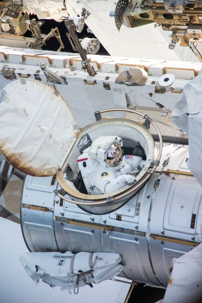 Spacewalk Pop-Up