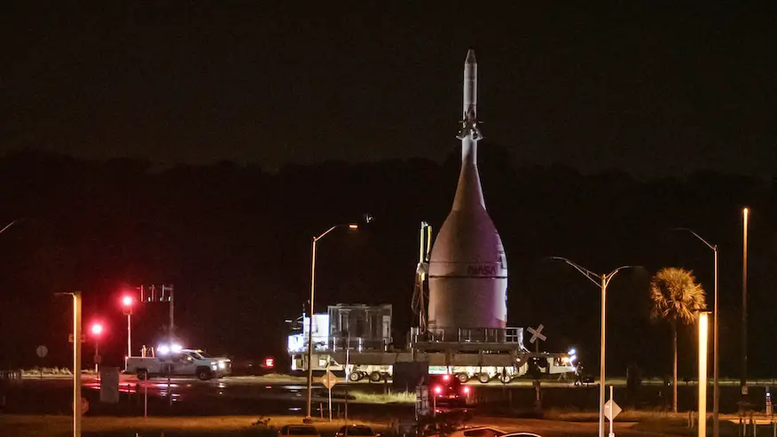 Orion spacecraft arrives at VAB ahead of stacking for Artemis 2