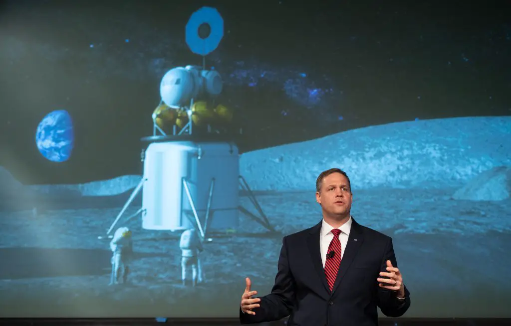 How America fell behind China in the lunar space race—and how it can catch back up