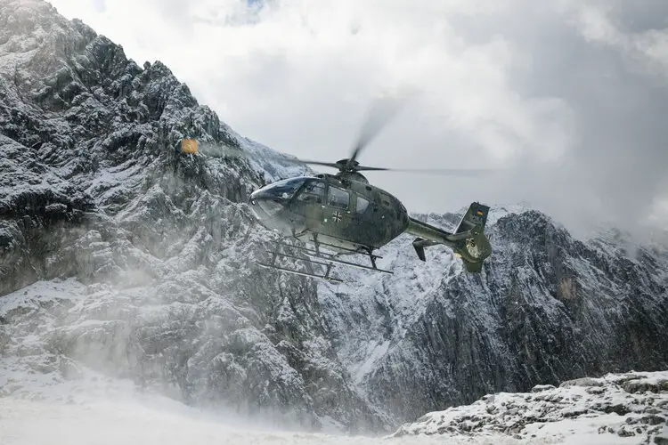 ESA astronauts complete helicopter training in preparation for future lunar missions