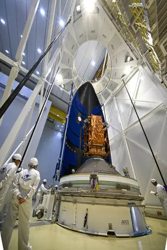 Sentinel-1D encapsulated inside Ariane 6 fairing