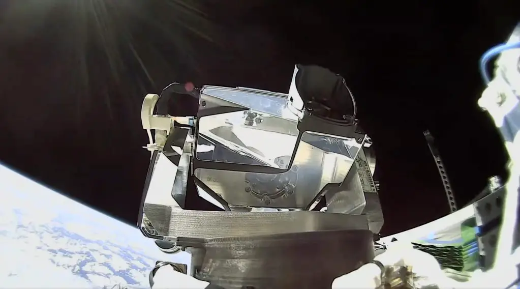 Starlink mini lasers to link Muon Space satellites for near real-time connectivity