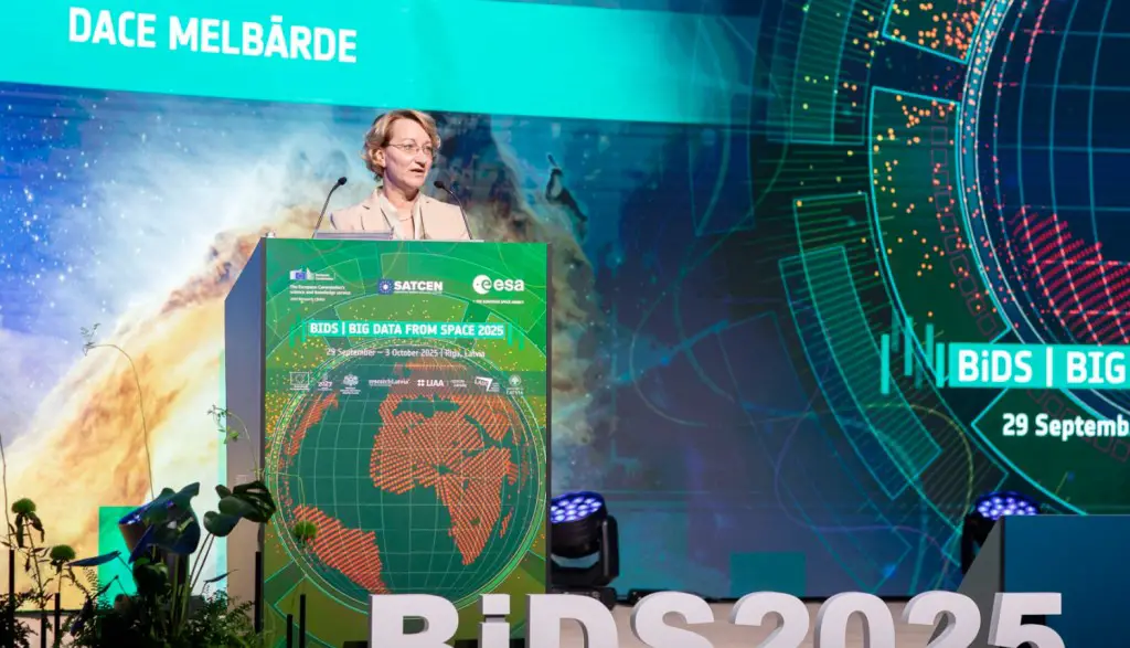 Latvia signs Artemis Accords