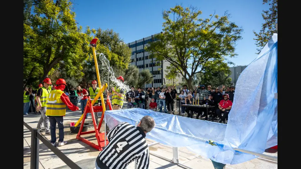 Invention Challenge Brings Student Engineers to NASA JPL
