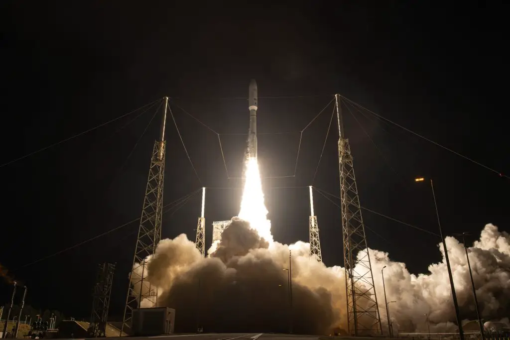 Atlas V Leo 4 Turns the Page