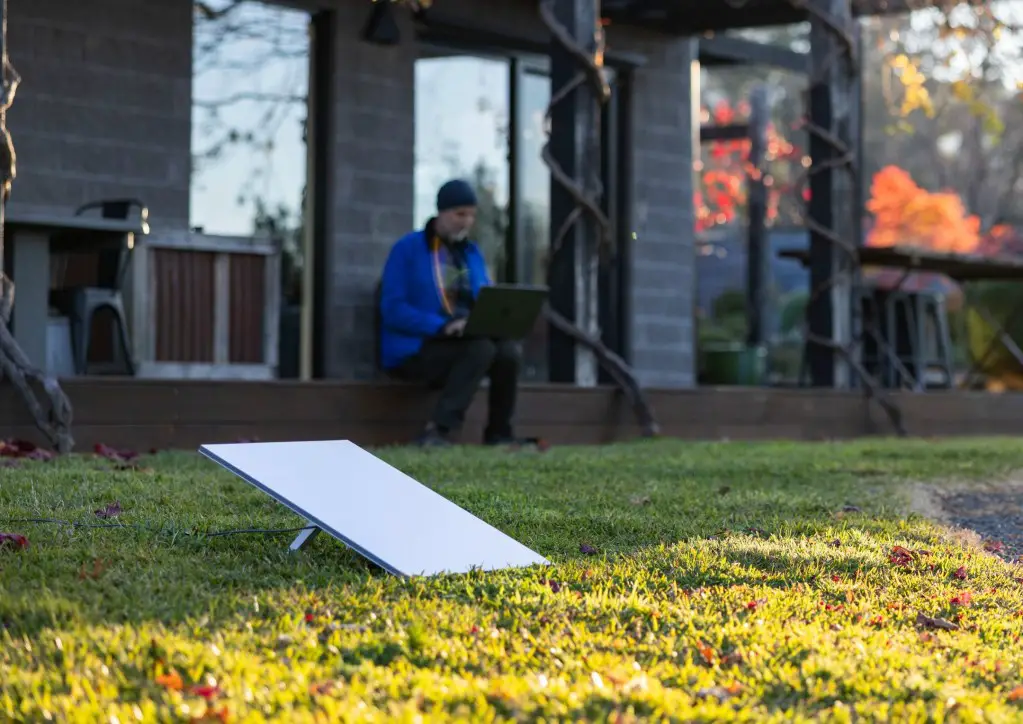 Final proposals leave SpaceX and Amazon with 4% of $20 billion rural broadband subsidies