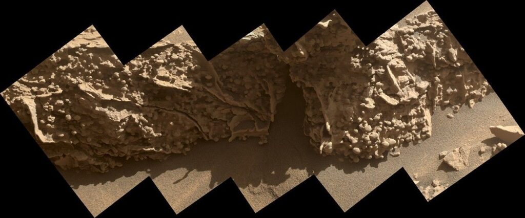 Curiosity Studies Nodules on Boxwork Formations