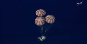 NASA Cheers First Successful Moon Mission Since 1972