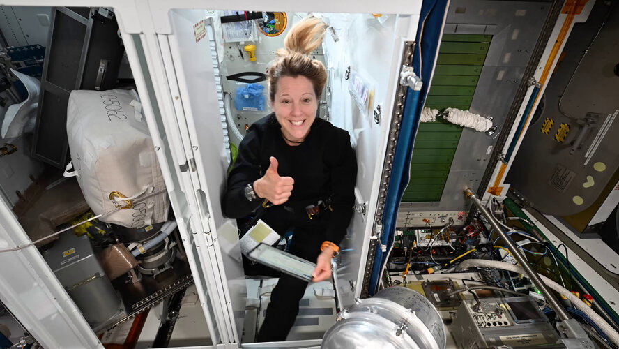 Everyday operations in orbit: toilet maintenance