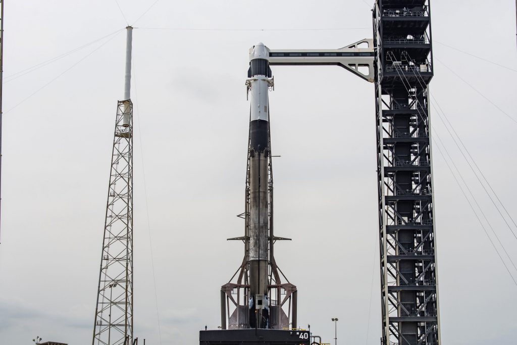 SpaceX CRS-34 resupply mission to ISS delayed 24 hours