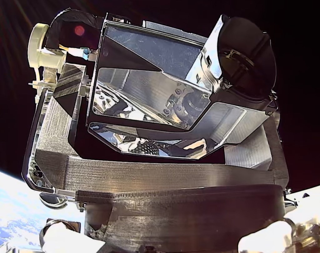 Starcloud orders Starlink lasers for orbital data center network