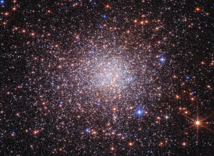Webb & Hubble reveal relic of our galaxy’s formation