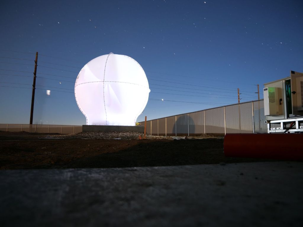 Space Force seeks fresh bidders for satellite-control antennas