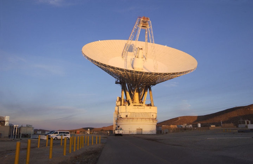 Deep Space Network antenna mishap blamed on poor training and procedures