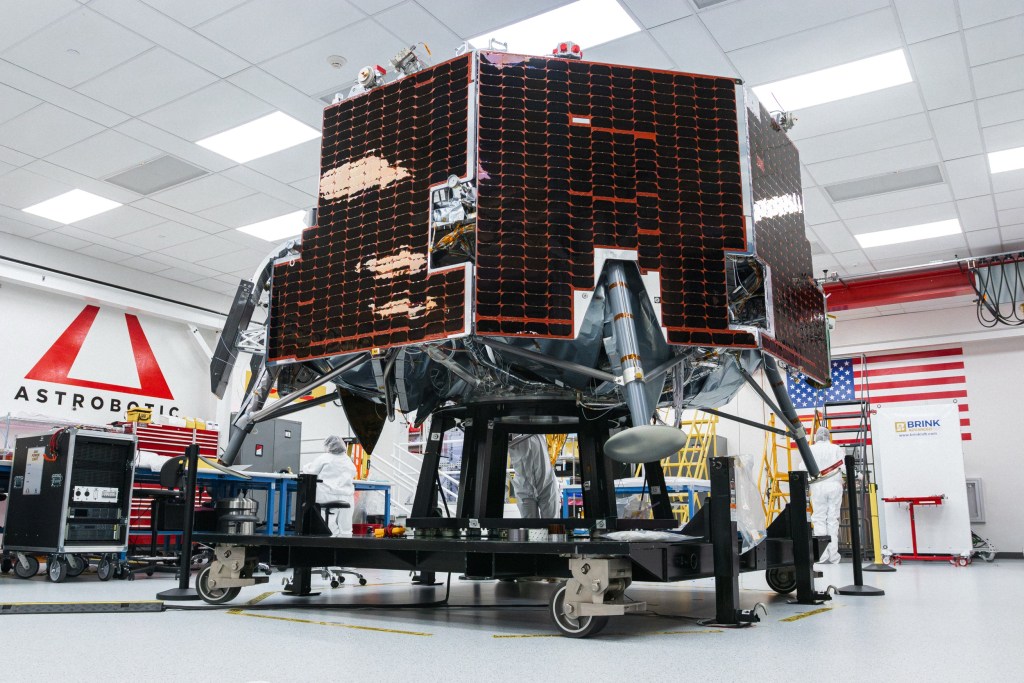 Astrobotic unveils Griffin-1 lunar lander