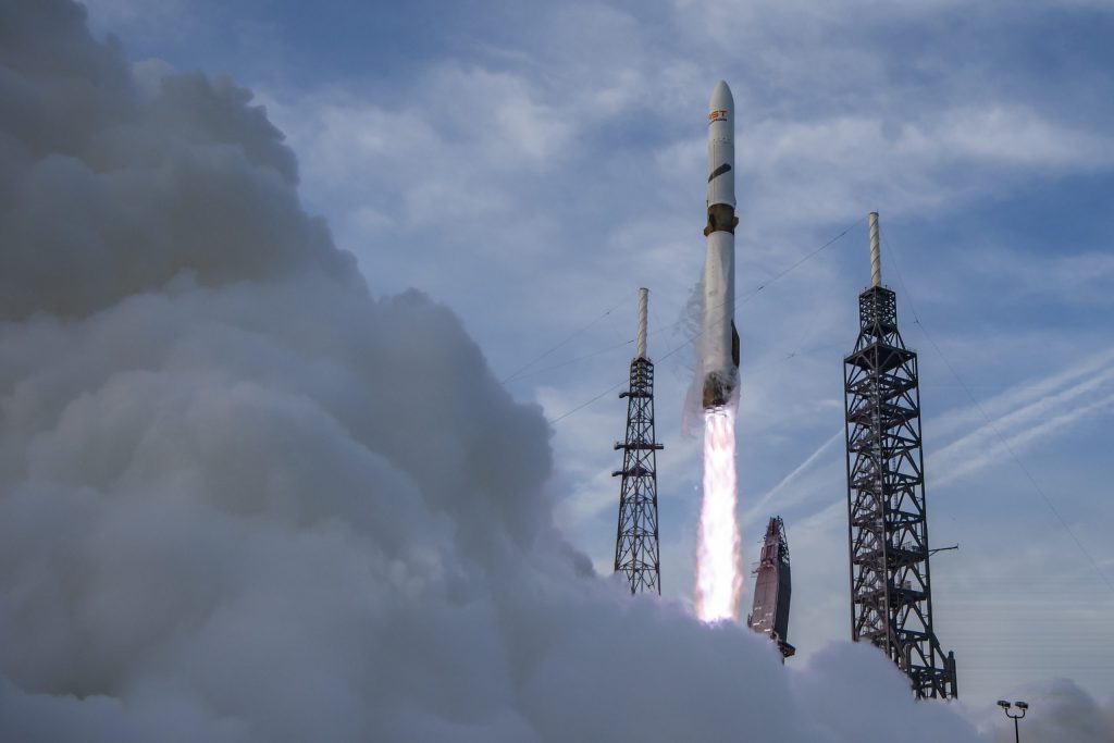 Blue Origin seeks to raise $10 billion in outside capital