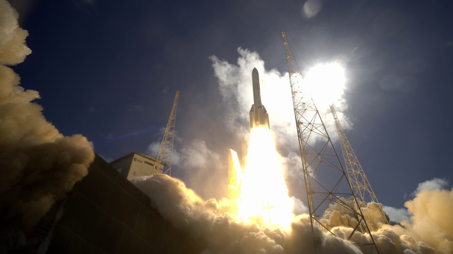 Timelapse: four P160C boosters for Ariane 6 – from integration to launch