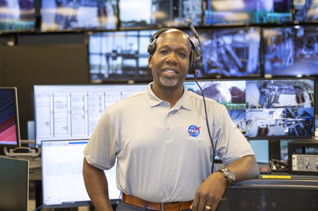 Contractor to Civil Servant: NASA Welcomes Ray Williams