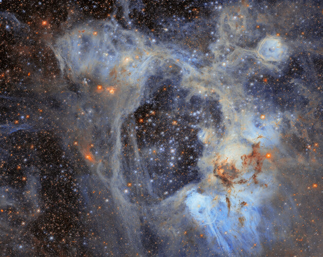 Hubble’s superbubble scene