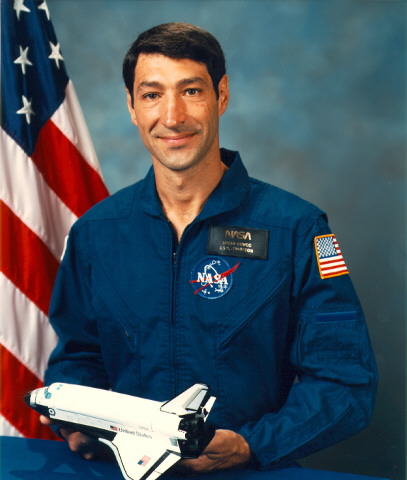 Mario Runco Jr.