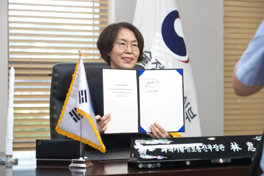 South Korea signs Artemis Accords; Brazil, New Zealand likely next