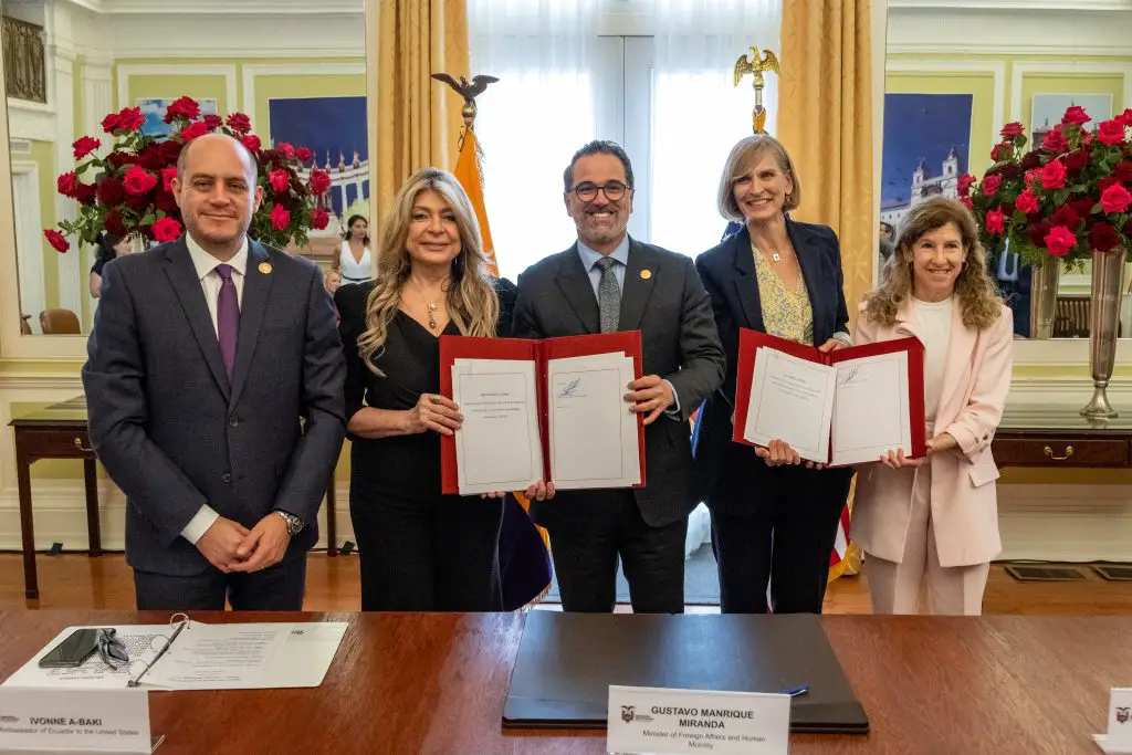 NASA Welcomes Ecuador as 26th Artemis Accords Signatory