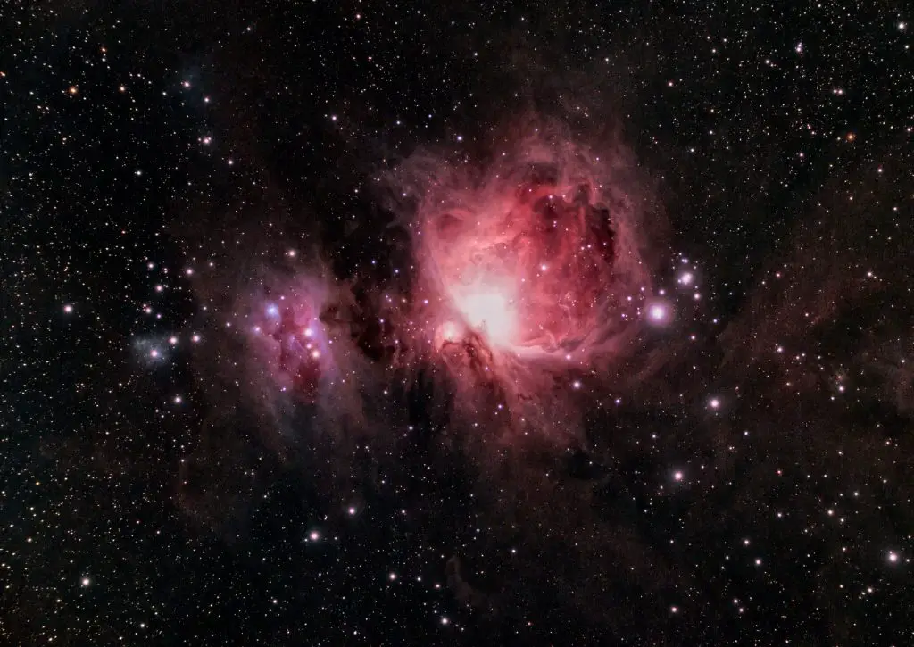 Daily Telescope: The sword of Orion contains a brilliant reflection nebula