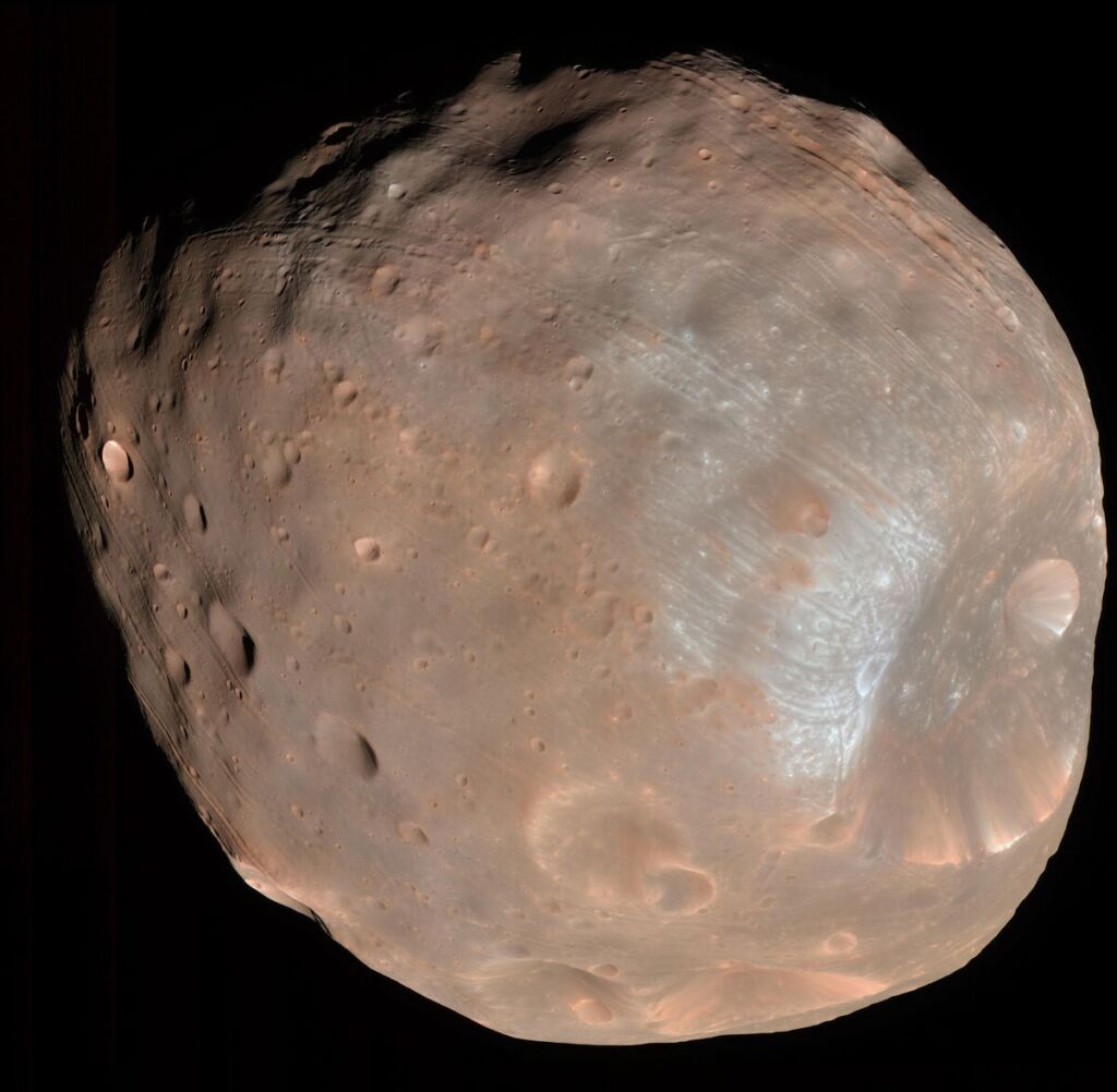 Could the Surface of Phobos Reveal Secrets of the Martian Past?