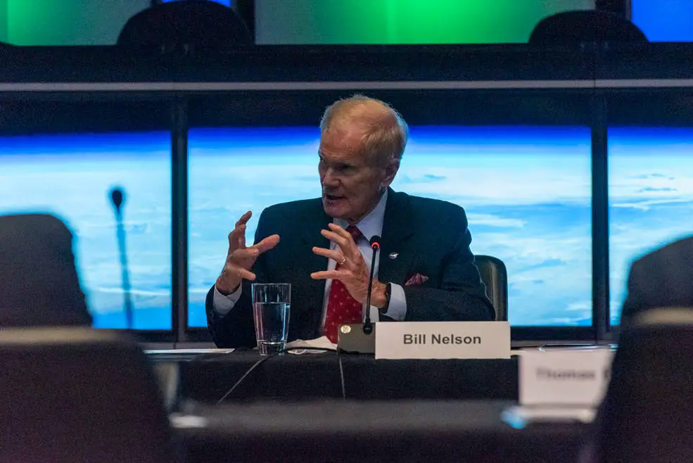 NASA Leadership Visits JPL, Discusses Climate Change and Mars