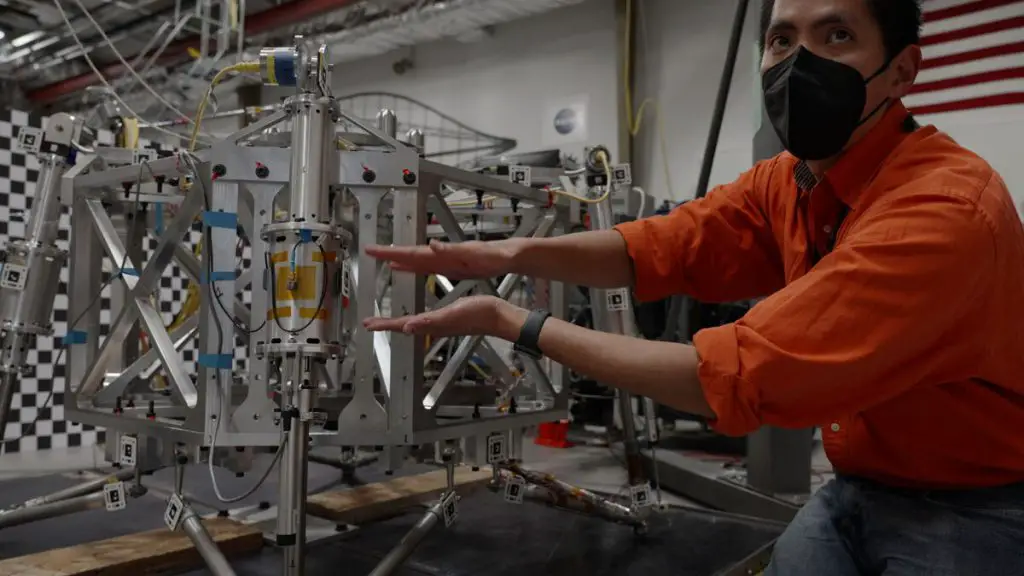 Watch NASA Engineers Put a Mars Lander’s Legs to the Test