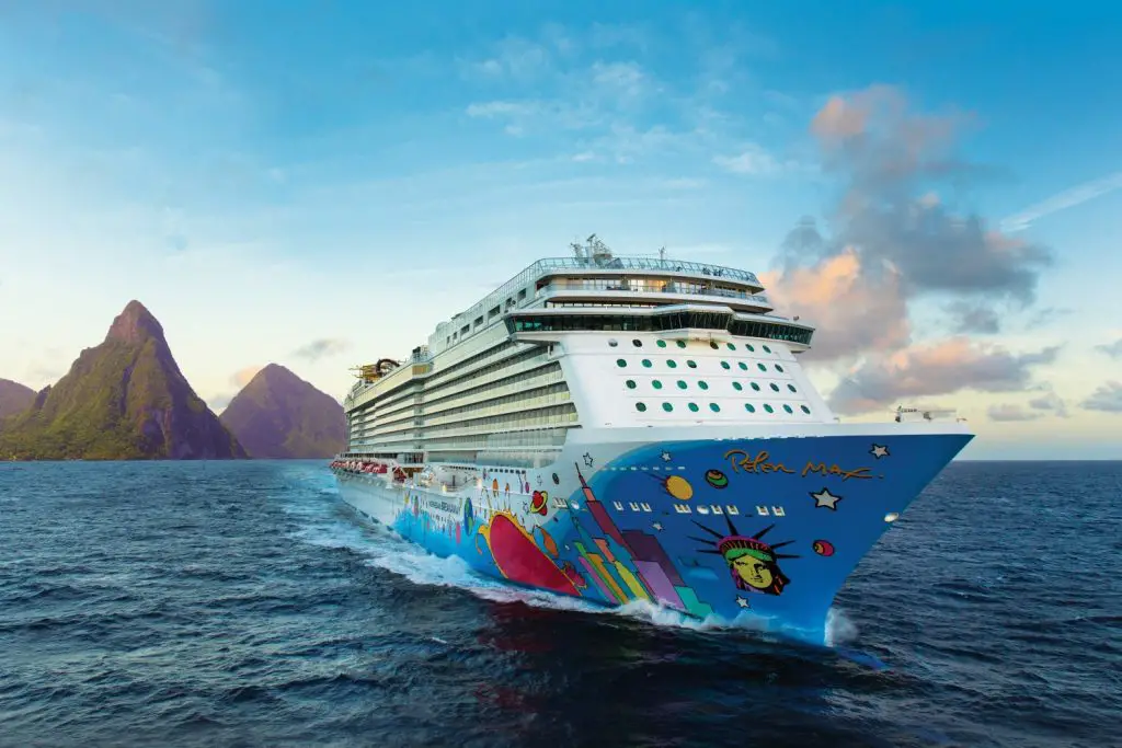 Norwegian Cruise Line plots Starlink rollout