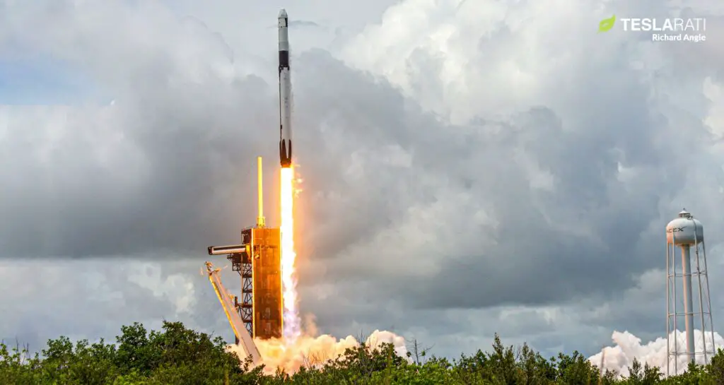 SpaceX aces fourth Dragon launch in six months