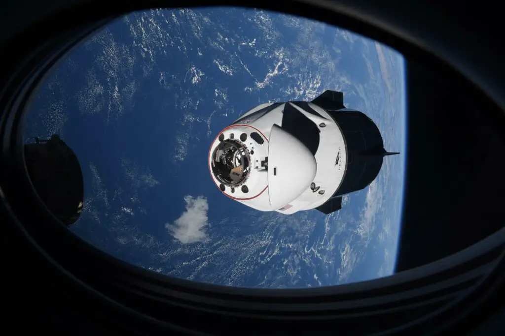 A 2021 SpaceX Odyssey: Dragon aces third astronaut launch, docks with space station