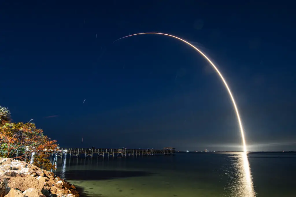 SpaceX aces 27th Falcon 9 rocket flight of the year, a new record