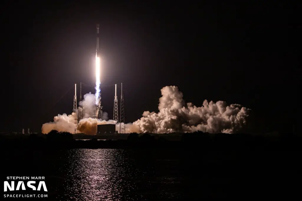 SpaceX flies historic 10th mission of a Falcon 9 as Starlink constellation expands