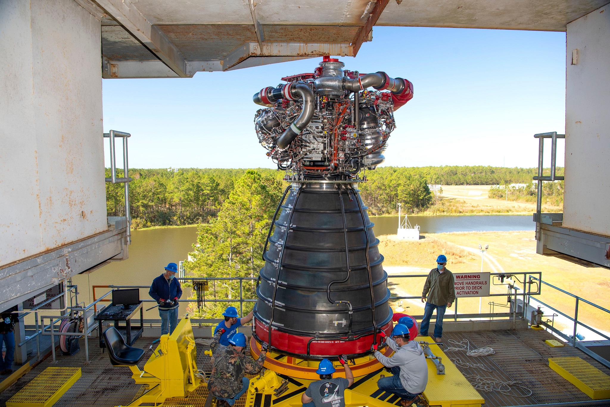 NASA, Aerojet Rocketdyne plan busy RS25 test schedule for