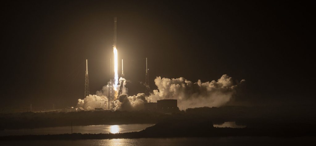 SpaceX launches Eutelsat 10B on expendable Falcon 9