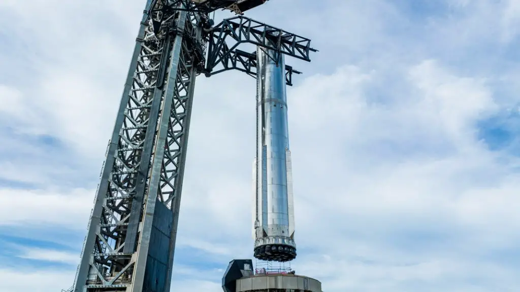 SpaceX rolls Booster 9 back to the Launch Pad for more testing