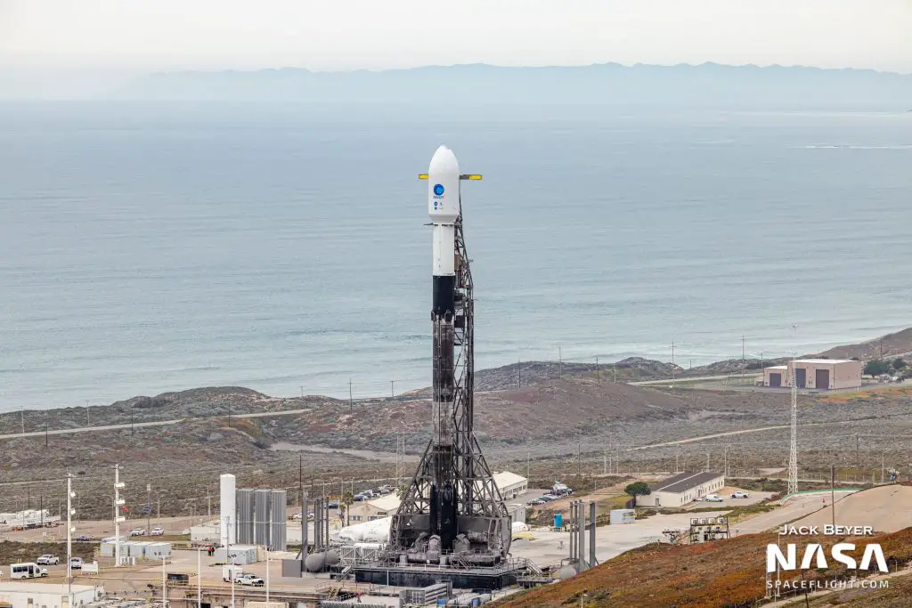 SpaceX scrubs Space Development Agency’s Tranche 0 Friday, launches Starlink mission